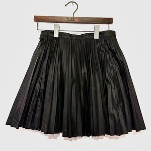 Short Skirt Black